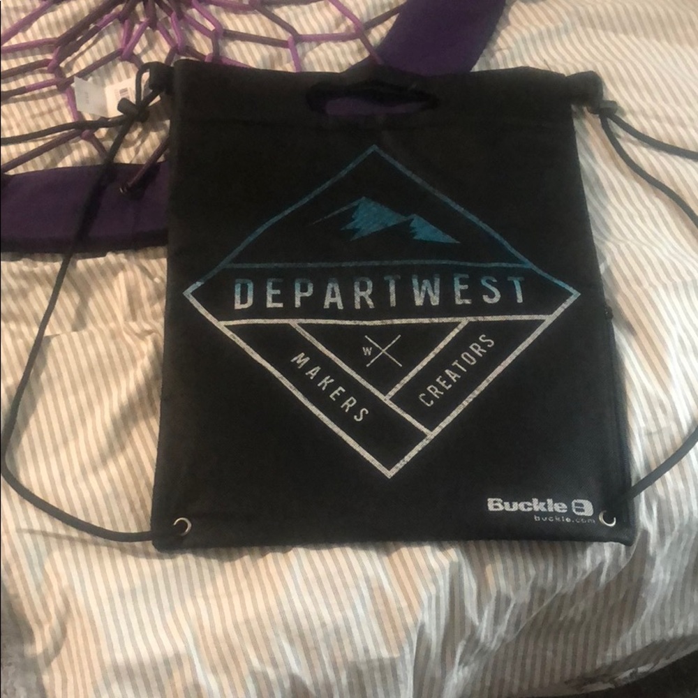 Buckle cooler drawstring bag